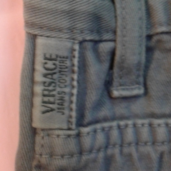 🖼️ Versace Jeans Couture 💯 Authentic 🖼️ - Picture 3 of 9